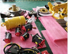 發(fā)那科機器人R-2000iC本體拆機件銷售：電機、減速器、平衡缸……